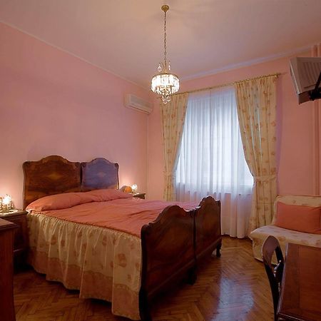 Casa Ferrari Bed & Breakfast София Экстерьер фото